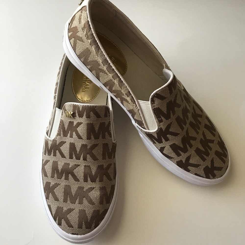 Michael Kors Keaton Logo Slip-On Sneaker. Tan/Dark Brown MK Logo. Size 7.5M